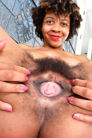 hd-photo-and-video-gallery-hairy-black-sex-bomb-oya