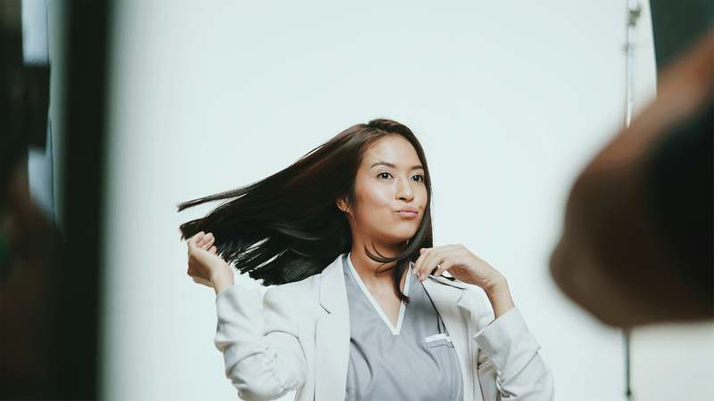 Side-by-side comparison chart of 5 popular hair relaxers showing pH levels, active ingredients, and recommended usage frequency